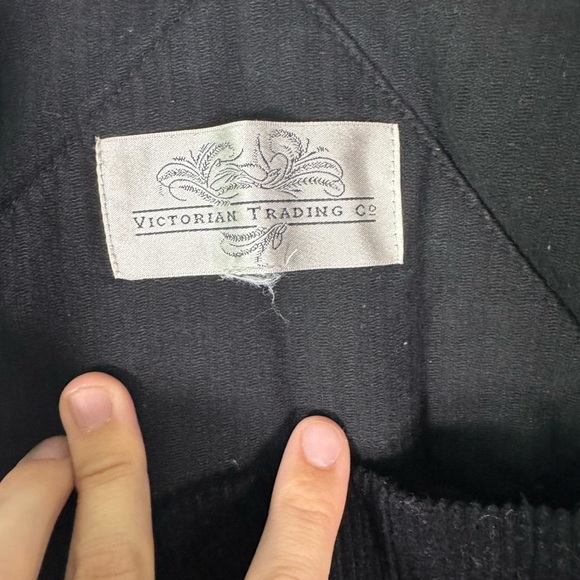 Victorian Trading Company Black Corduroy Embroidered Wide Leg Overalls Sz Large - Picture 4 of 9
